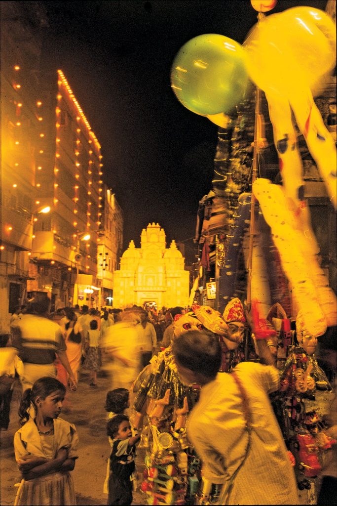 A busy street during pujo time in Kolkata