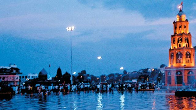 Pilgrims on the banks of the Godavari river