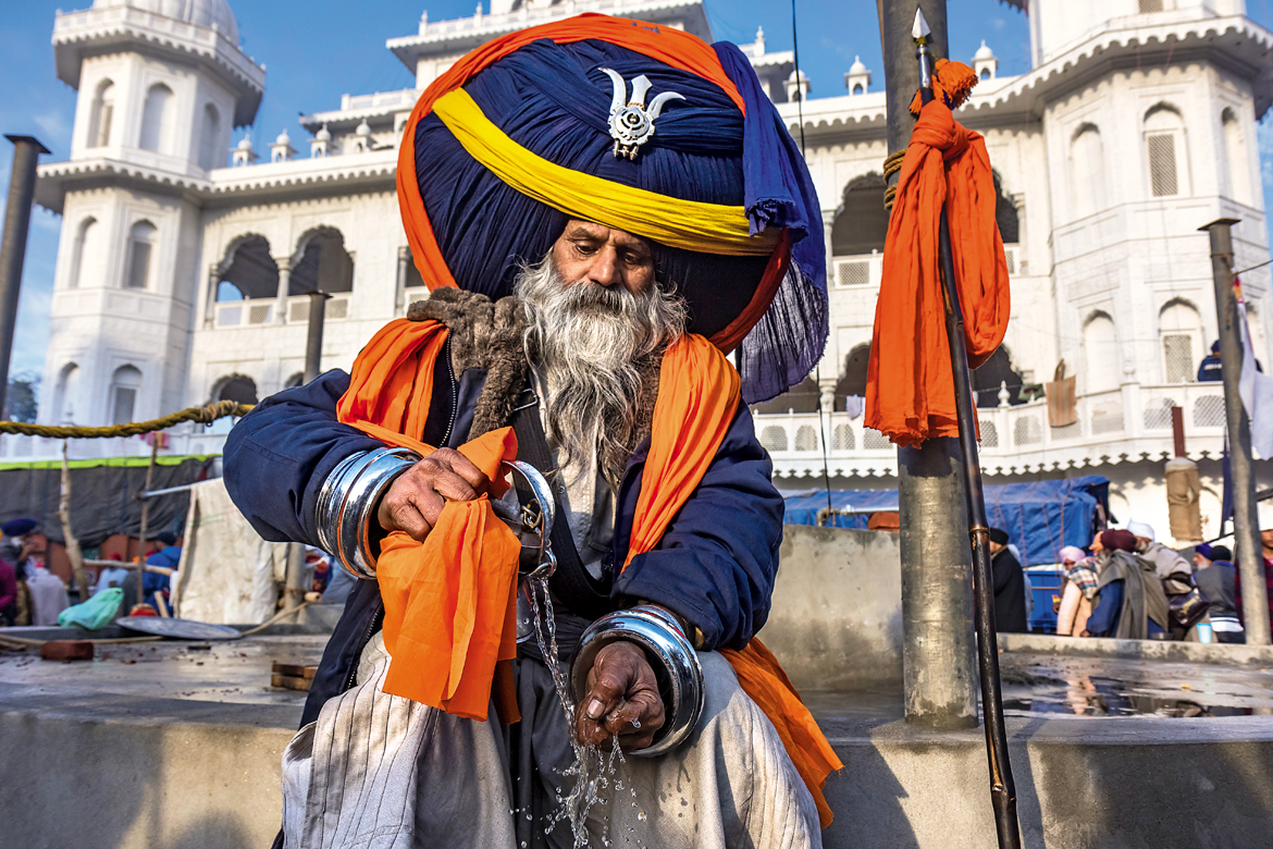 Avtar Singh Mauni holds the record for wearing the largest turban in the world