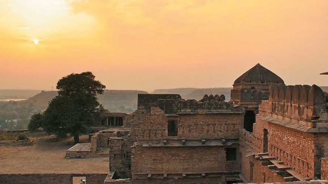 Chanderi Fort at sunset