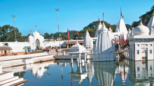 Devotees at the Narmada Udgam Complex