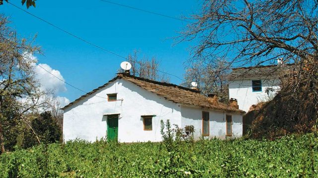 A cottage at the foothills of Ramgarh