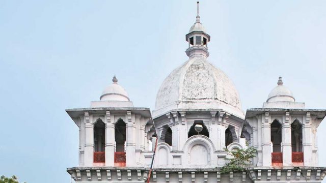 Imposing entrance of Ujjayanta Palace, Agartala