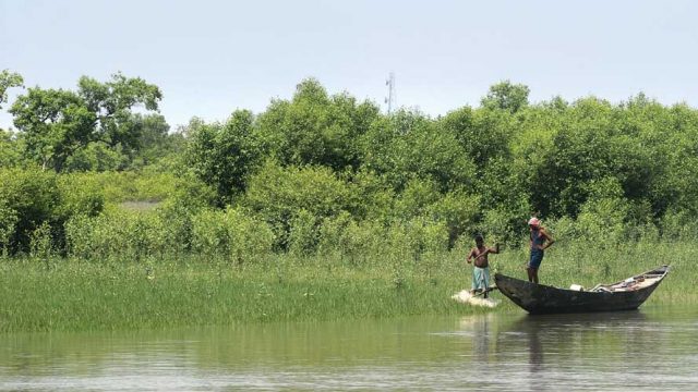 Fishermen in the Sunderbans