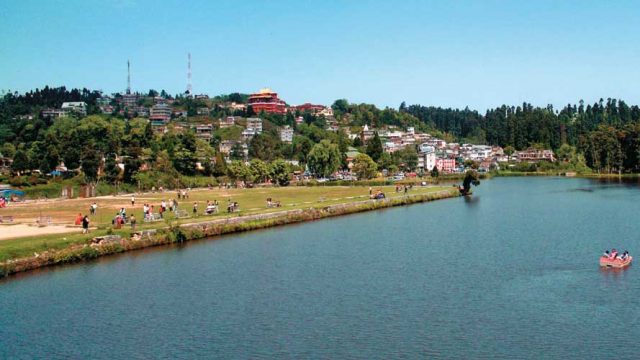 A view of the beautiful Samendu Lake