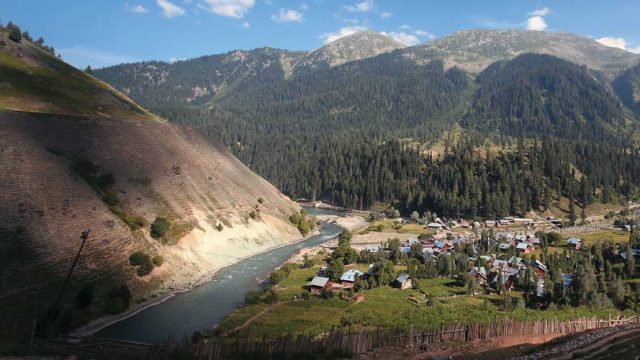 Dawar, the main town of Gurez Valley, beside the Kishanganga River