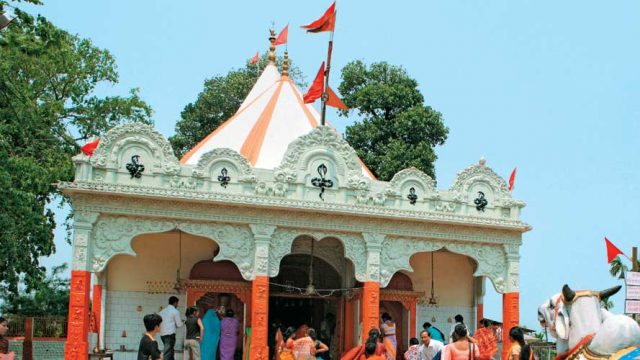 Devotees entering the Mahabhairab Shiva Temple