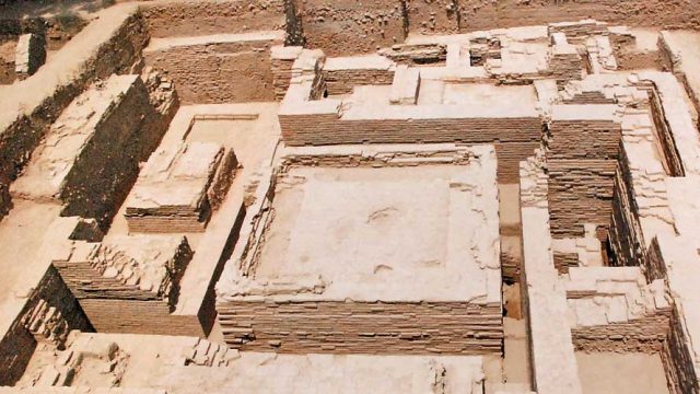 Ruins of an urban settlement, Indus Valley Civilisation