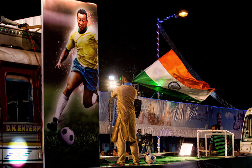 Every pandal had an element of the on-going Fifa u17 World Cup. Some had youngsters performing tricks with a football while others had posters and banners