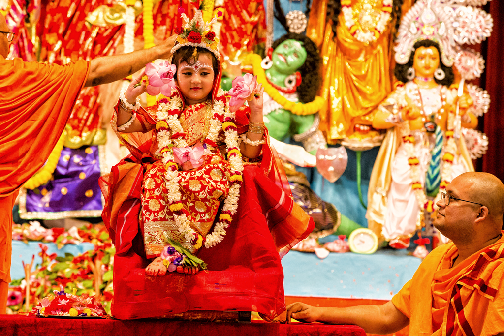 Kumari Pujo at Belur Math is a massive crowd puller. A young Kumari is decked in finery and is worshipped by priests just as they would to Maa Durga on Mahashtami