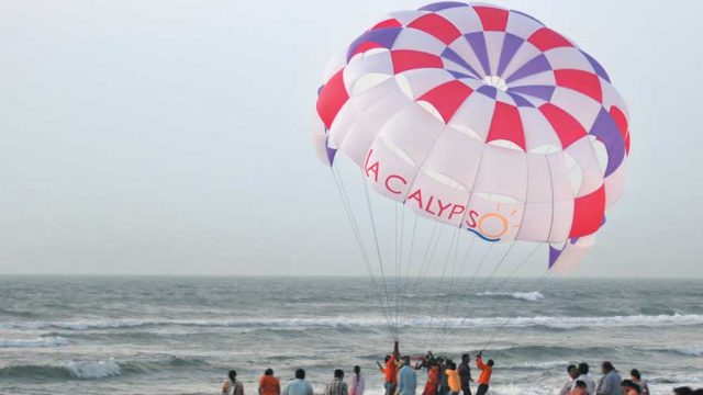 Parasailing on Kolva beach, Goa