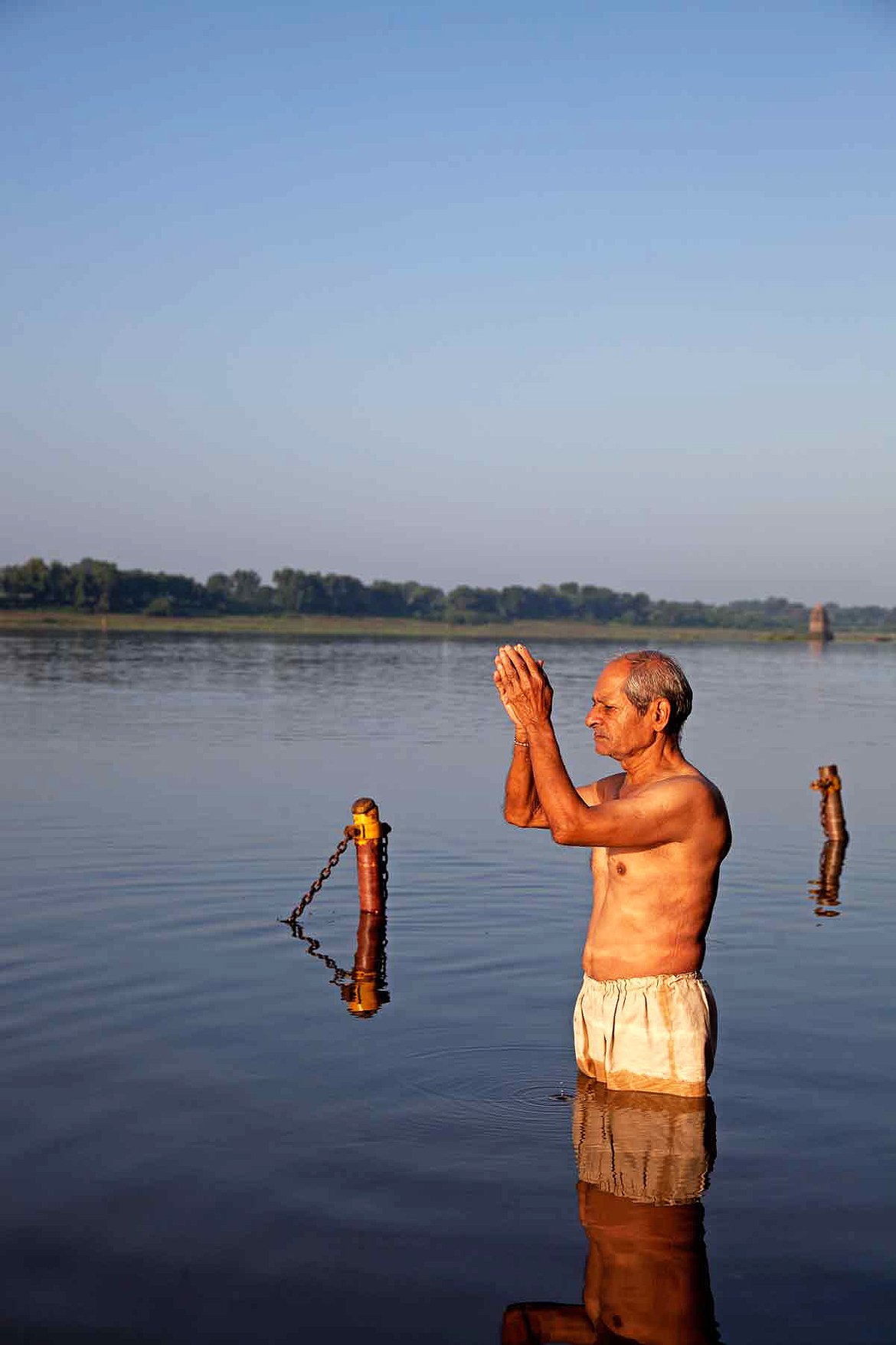 Many locals in Maheshwar start their day with a holy dip in the Narmada