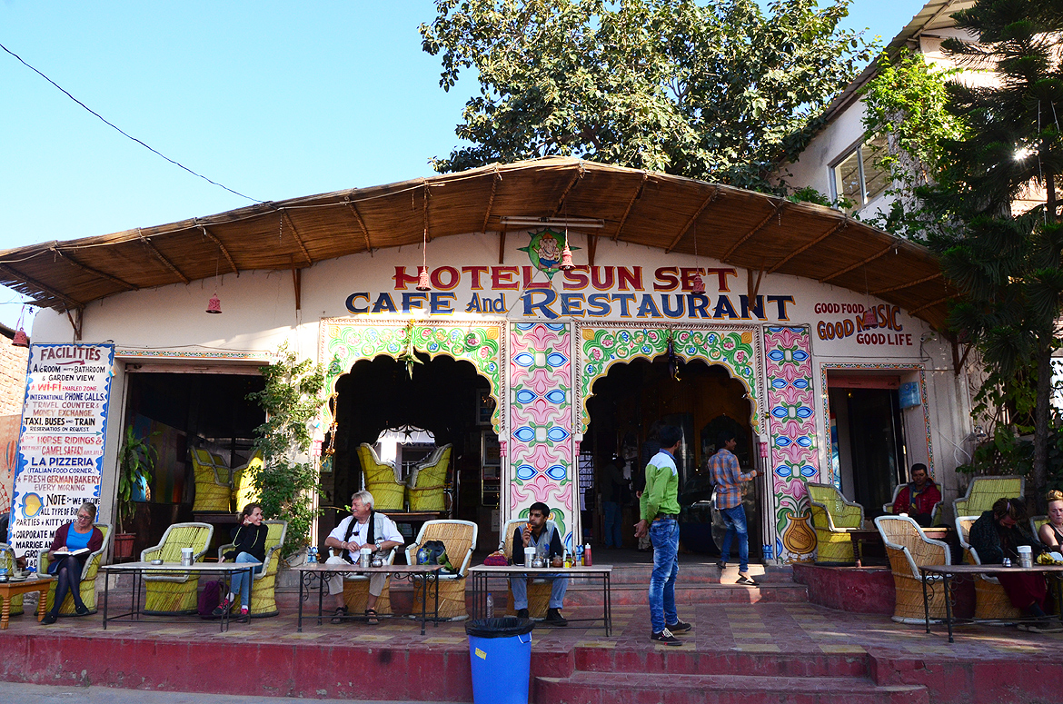 For a great view of the lake and good vegetarian food.